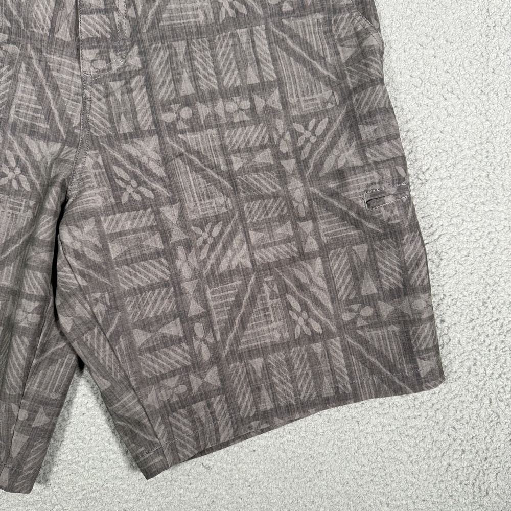 Crazy Shirt Shorts Mens 36 Gray Hawaiian Print Hybrid Casual Preppy Pockets Logo - Picture 4 of 11